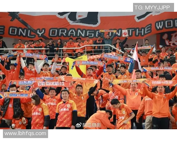 中超激战山东鲁能迎战广州恒大争夺冠军荣耀之战