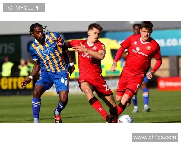 巴恩斯利主场迎战什鲁斯争夺英甲联赛关键三分之战 巴恩斯利主场迎战什鲁斯争夺英甲联赛关键三分之战