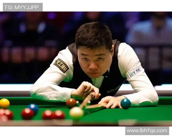 丁俊晖与梁文博在世锦赛的精彩对决引发的热议与期待