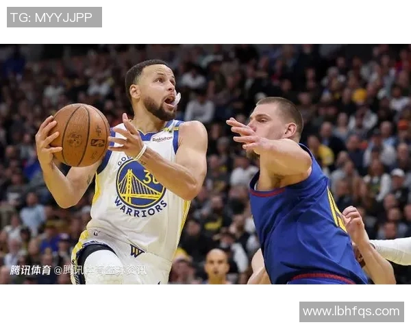 勇士再胜掘金，库里持续火力全开