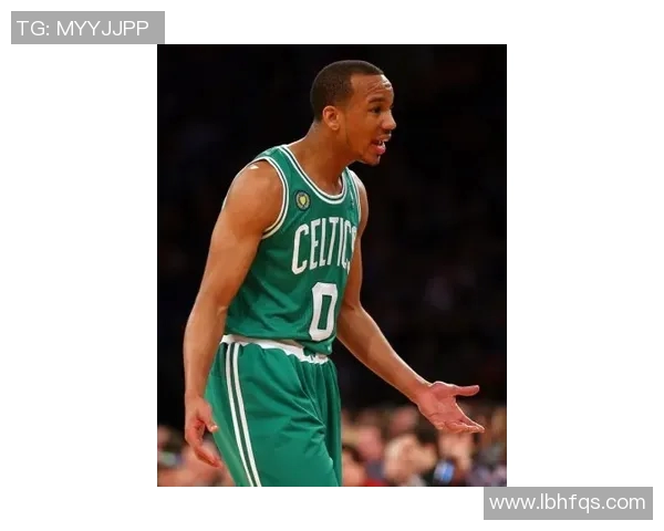 尼克斯球员伦德尔突破得分生涯新高，书写辉煌一页