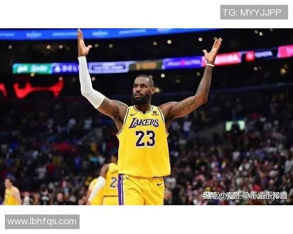 詹姆斯连续三场得分超过30分,领导湖人队击败76人队 詹姆斯连续三场得分超过30分,领导湖人队击败76人队